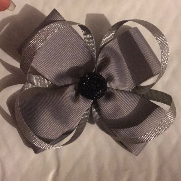 Hairbow - Picture 1 of 1